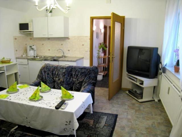 NETA Privatunterkunft room 6